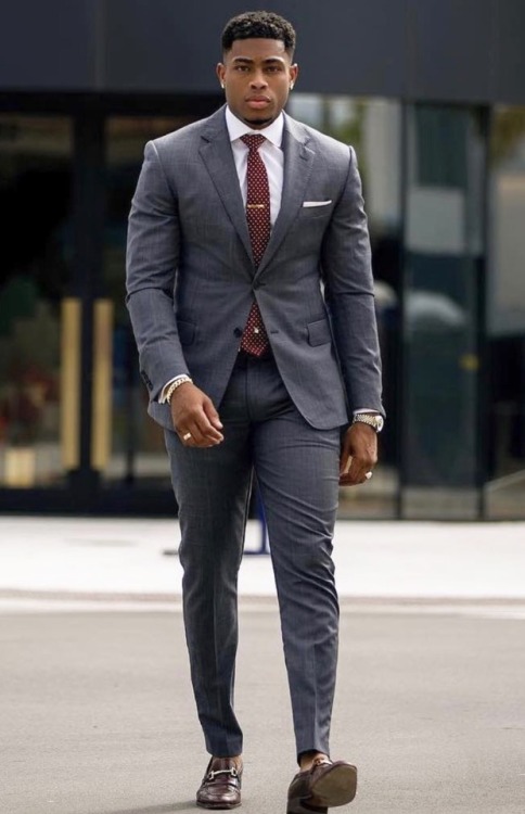 xemsays:  sexy nigerian attorney, CAESAR CHUKWUMAthis young, intelligent stud is practicing law in the very controversial area of broward county, florida. his popularity has grown tremendously over the past year or so as women and male admirers alike