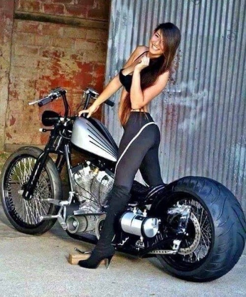 Sexy On The Bike ❣️❣️❣️❣️L😉VE The Ones That R