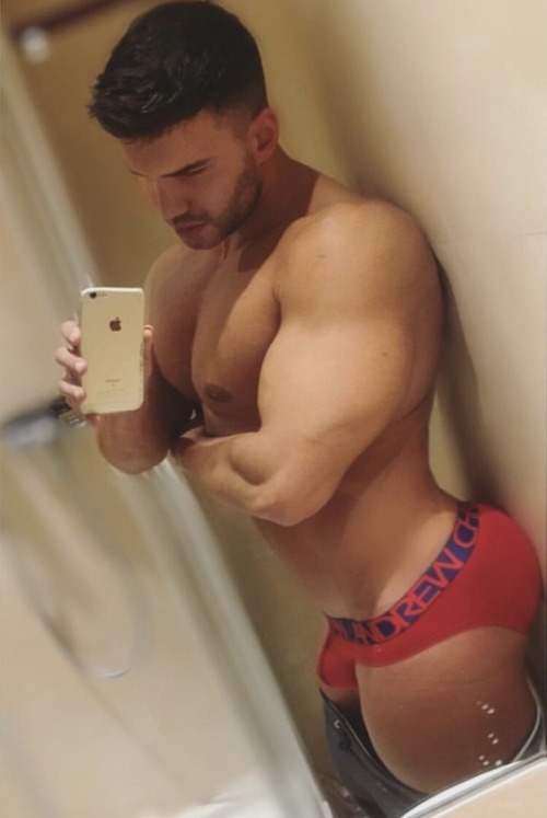 kensprof:  Who wore it better?