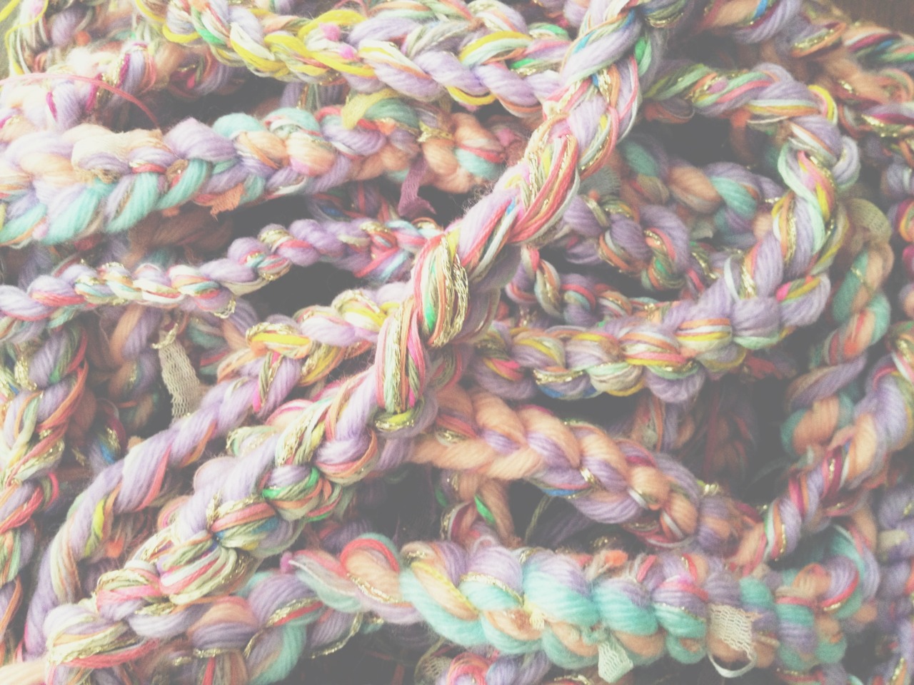 manamorimoto:  Finger Knitting Therapy 