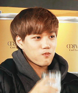 princewangeun:baby jongin drinking milk