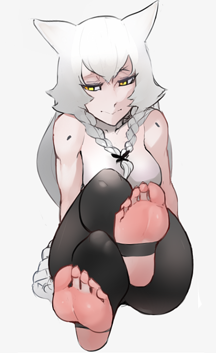 bard-bot:  scasblog:Juno feet Bless this wonderful doggo \o/