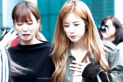 fyeahchorong:    160928 Going to Cultwo Showcr;