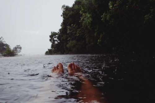 adventuresonly: relaxing