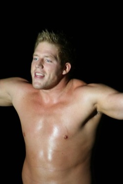 Love Swagger&rsquo;s thick body! He needs to take down that singlet!