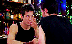 dimenips:iasip meme: [2/2] relationships↳ Mac + Dennisthe world is a safer place when he’s around