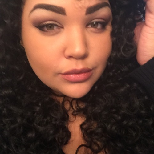 blackandgoldbarbie:  I’m just going to leave this here ……❤️