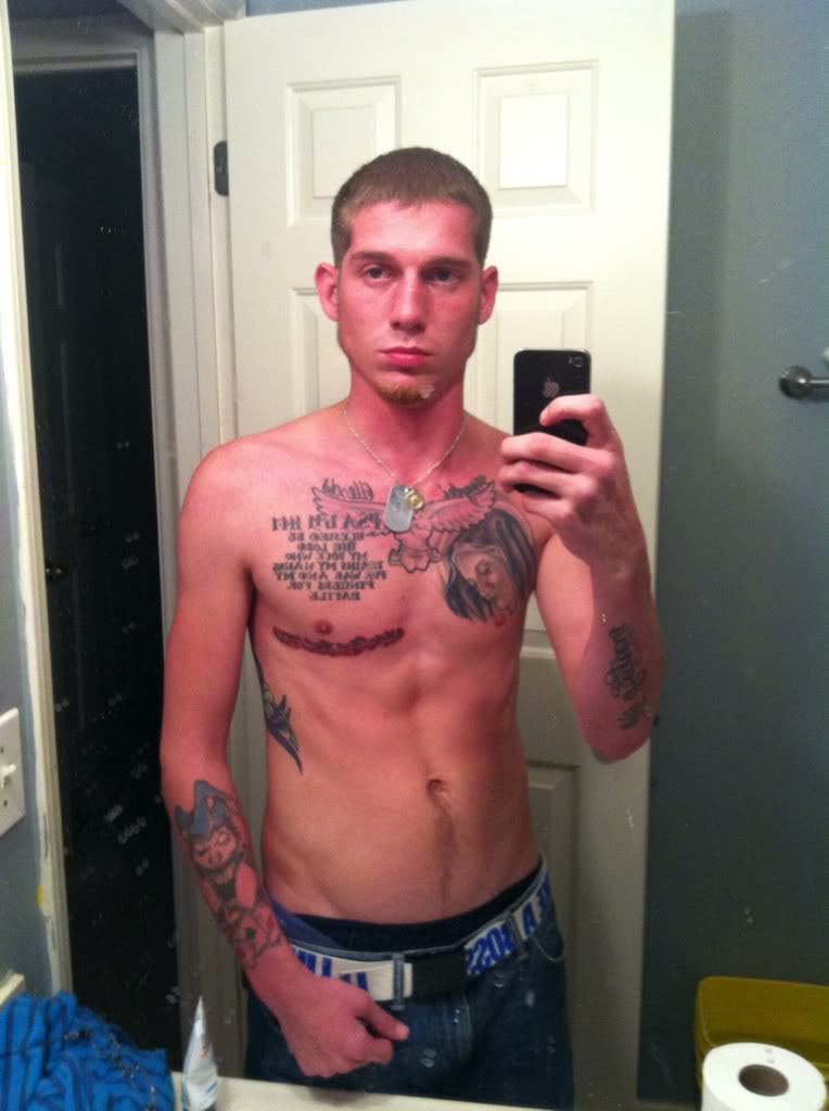 epicmilitarymen:  spacemouse24:  Thomas Joseph  Love, love, love, love! The glasses