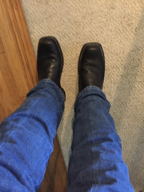 ropers96: #harness boots #wranglers