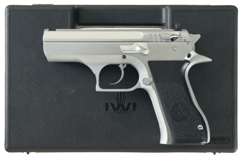 gunrunnerhell:  Baby Eagles Compact models of the Jericho 941, although both of these are marked as Desert Eagle Pistols due to being imported by Magnum Research. Normally available in matte black or matte stainless steel, the latter being harder to find.