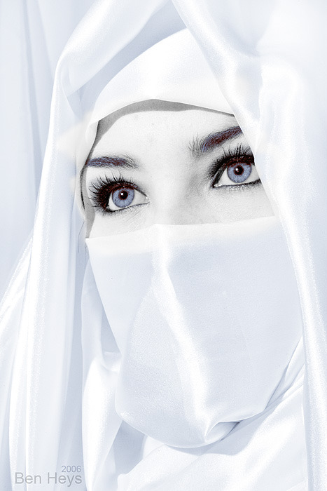 heidi-santakallio:gina-needs-it:Every woman’s beauty intensifies when she submits to Islam!Oh so pre