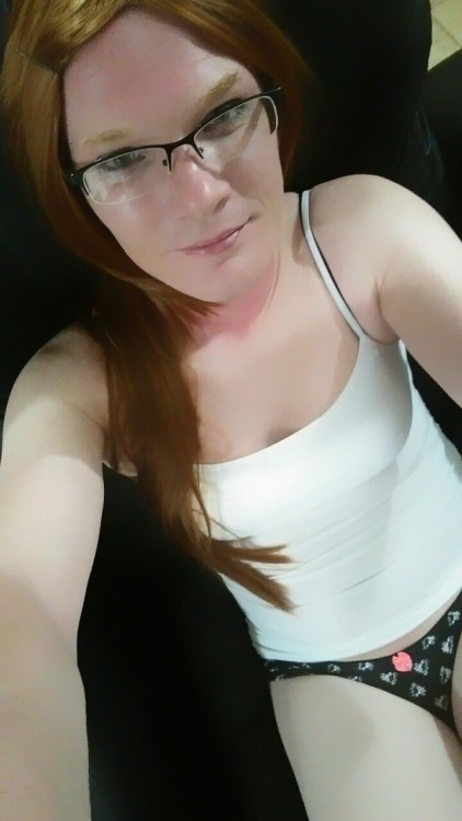 deviant-dressed:  Feelling god. Despite my hair being a pain.