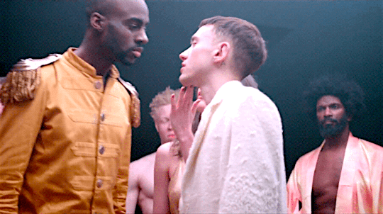 apup:”If ‘shoving it in your face’ essentially refers to the way that straight
