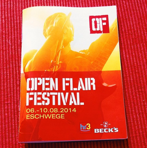 Das Open Flair Programmheft ist da, auf über 125 Seiten erfahrt ihr darin alles übers Festival! Ihr bekommt es nächste Woche zum Beispiel am Infopoint oder jetzt schon im E-Werk oder in Geschäften in Eschwege!
Die Running Order zum Ausdrucken findet...