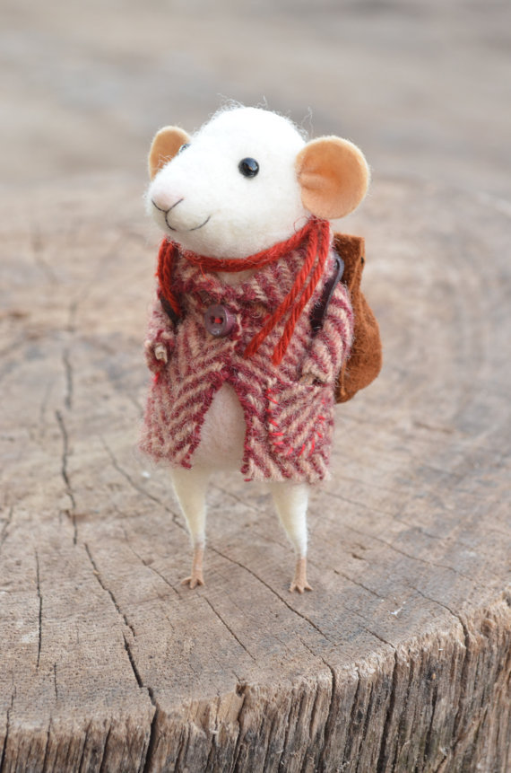 zipple:  worldexperience:  Felting Dreams  Everything from this shop is cute. 