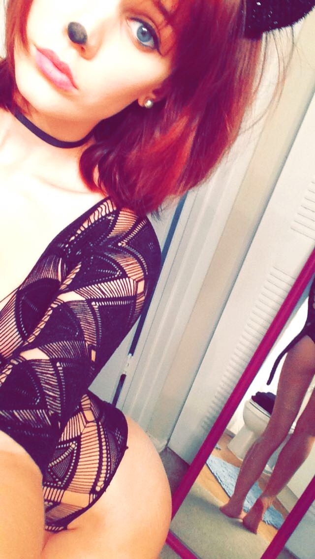 snailwrath:  Halloween outfit number one  4 more days of outfits 😝👻🎃 Really