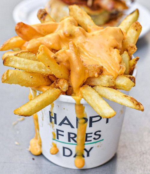 daily-deliciousness: (@schnippers) It’s Fry-day !