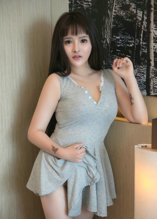 mili556: 邻家的妹子，清纯吗？更多美女性感写真视频点→我的头像关注！【tumblr：mili556】