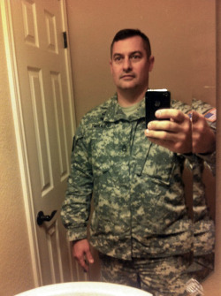 thecircumcisedmaleobsession:  For you daddy lovers out there… 43 year old straight Army man stationed in Killeen, TX 
