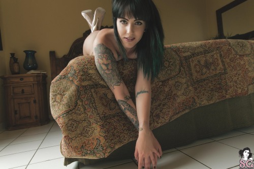 suicidegirlslover:  Indi Suicide 