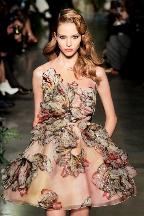 hc-fashion:  Elie Saab Haute Couture | Spring Summer 2015