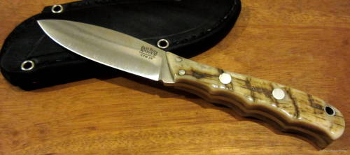 thehillshaveknives:  My carry today…Bark River Lil’ Canadian.