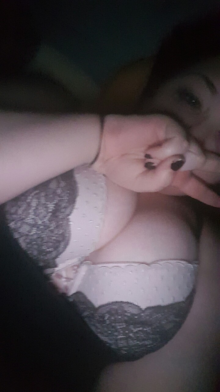 motoval:  gabigail-le-kitten:  My bras are cute and my boobs are amazing and I refuse