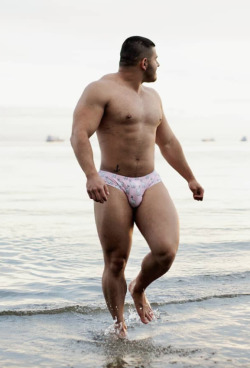 chillthickbro:luvmusclesblog:musclehunkymen:Beefy, hunky, handsome built Latino muscle!  He sure can fill-out his clothes… and not.Damn, Boy…