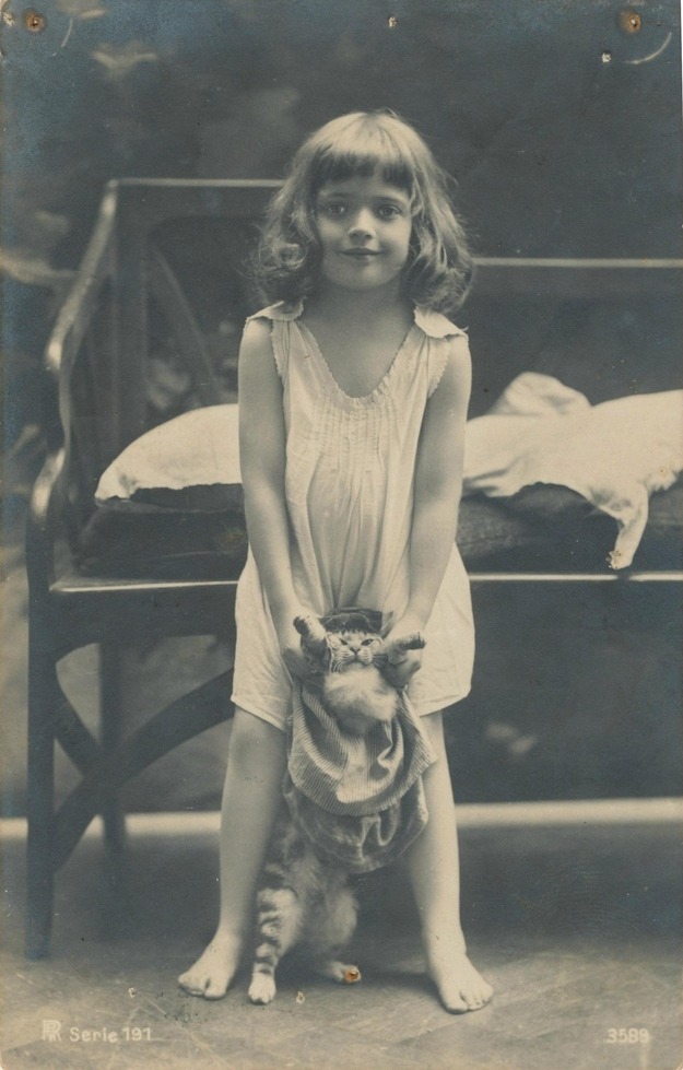 photojojo:  Happy Friday! Please enjoy these delightful vintage photos of girls and