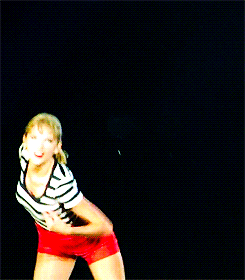 swiftnetwork:  Taylor dancing during “My Songs Know What You Did In The Dark&quot;