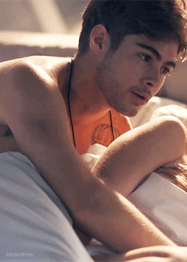 hotfamousmen:    Rafael Vitti  
