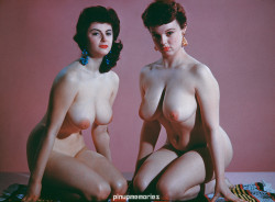 vintage-hotties:  Rosa Domaille and Lorraine Burnett 1960