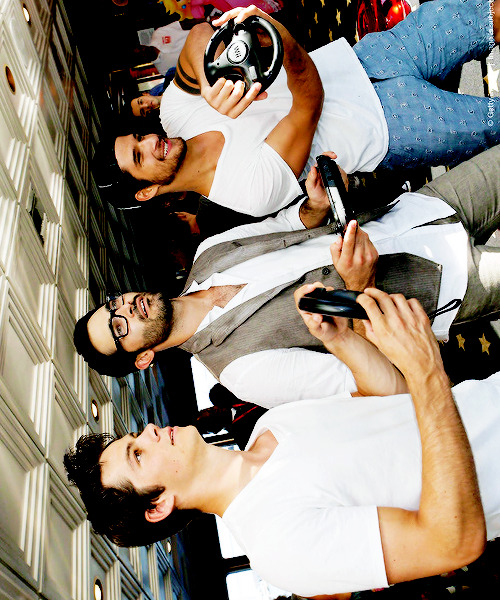 dylans-obrien-deactivated201408:  Dylan O’Brien, Tyler Hoechlin and Tyler Posey