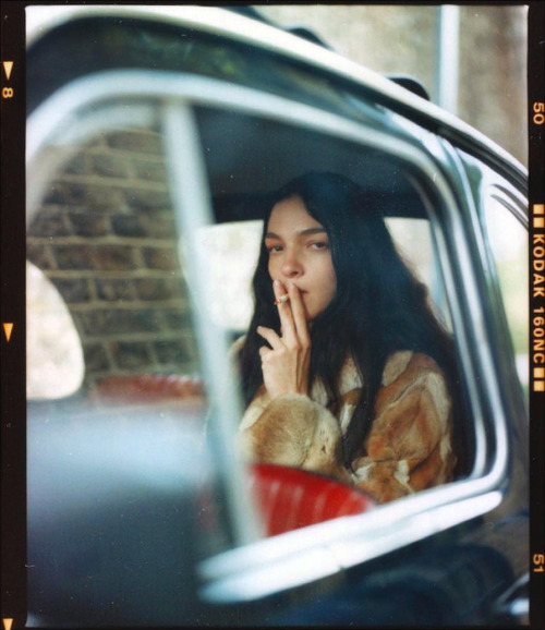 a-state-of-bliss:   Out take from Pop Magazine 2015 - Maria Carla Boscono in London by Sean & Seng 
