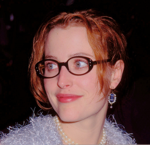 qilliananderson:  Gillian Anderson at ‘The X-Files’ 100th Episode Party 1997.