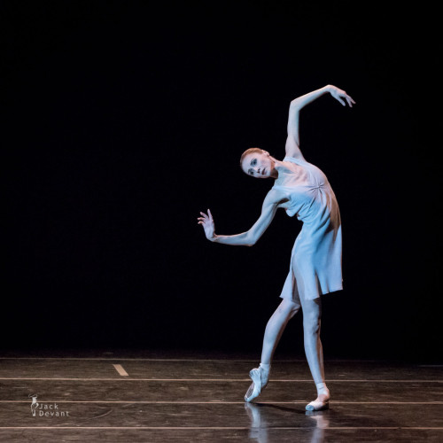 prosthetic-dance: Svetlana Zakharova in Distant Cries© Jack Devant