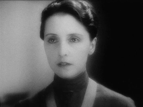 writemeanna:Dorothea Wieck in Mädchen in Uniform (1931) dir. by Leontine Sagan