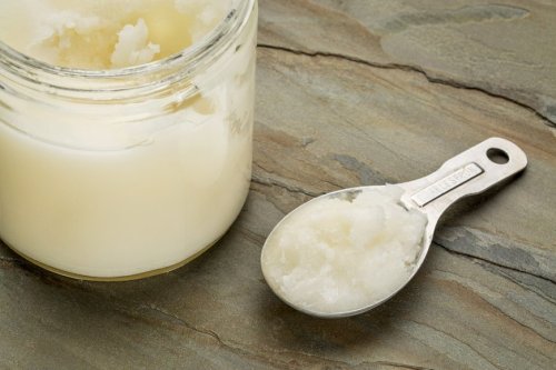 safebee:6 smart ways to use coconut oil on your skinIt seems everyone is going nuts for coconut oil.