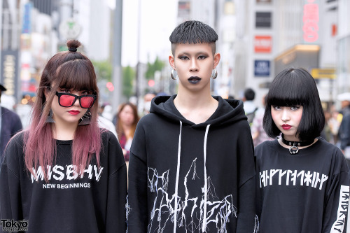 XXX tokyo-fashion:  Kasumi (20), Cham (19), and photo