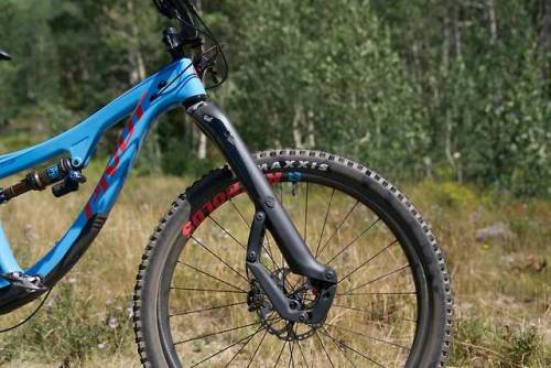 Reinventing Suspension: We Ride The New Trust Performance Message Fork