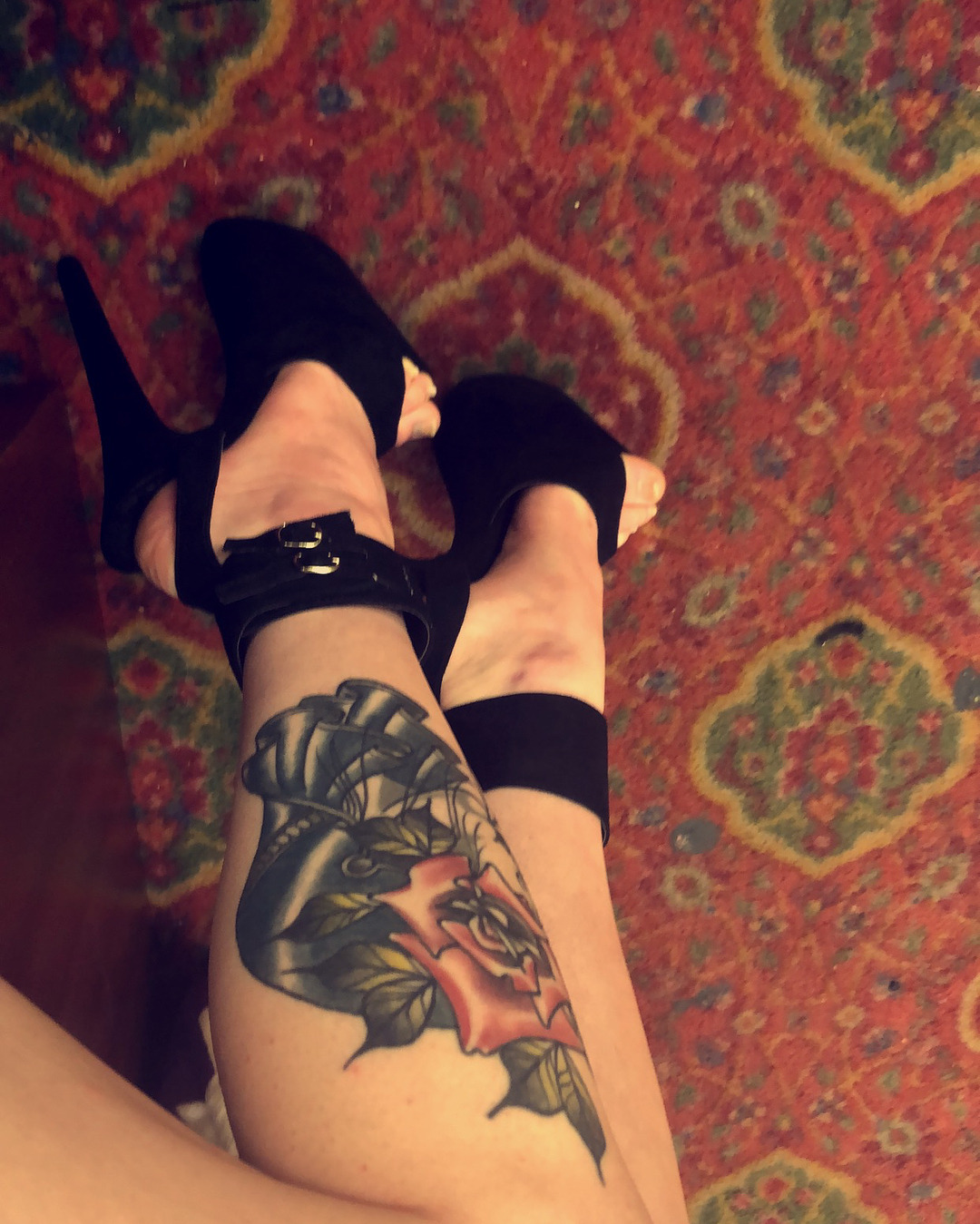 stripper-locker-room:  https://www.instagram.com/acascia_dallas/