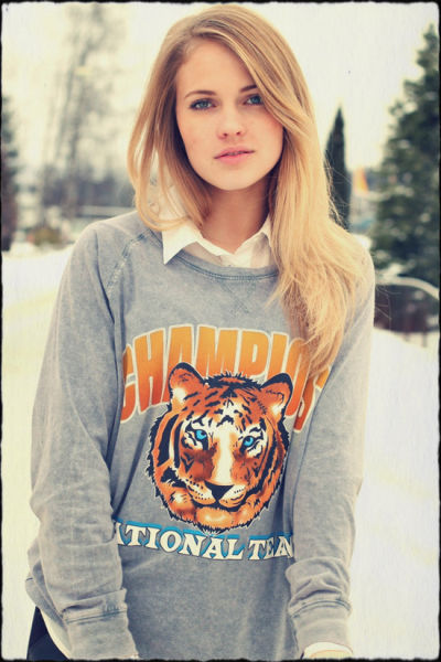 Lillian (12 Photo)