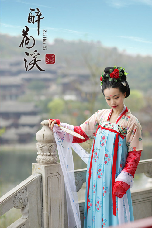 mingsonjia:Appreciating post for the 2015 醉 Zui series from  衔泥小筑 