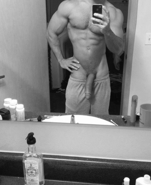 oofahpapa:  ♂♂ http://oofahpapa.tumblr.com/archive  DAMN!!!