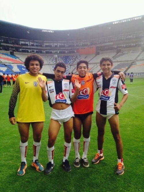 heterostontos: Adolescente de miami pero vive en morelia tiene 16 está riquísimo futbolista