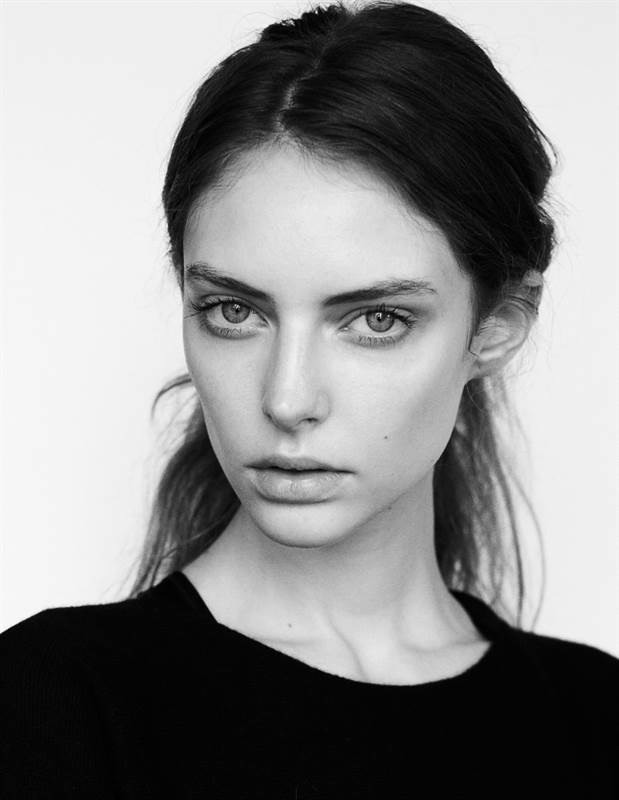 elizabethjane:  Auguste Abeliunaite @ Women by Joachim Mueller Ruchholtz 