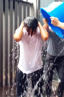 jaggedbiorhythm:  Yonghwa joins the Ice Bucket Challenge (tagged by YDG!)  