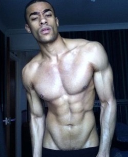 blackmalefreaks:  savvyifyanasty:  > sexy ass body Follow