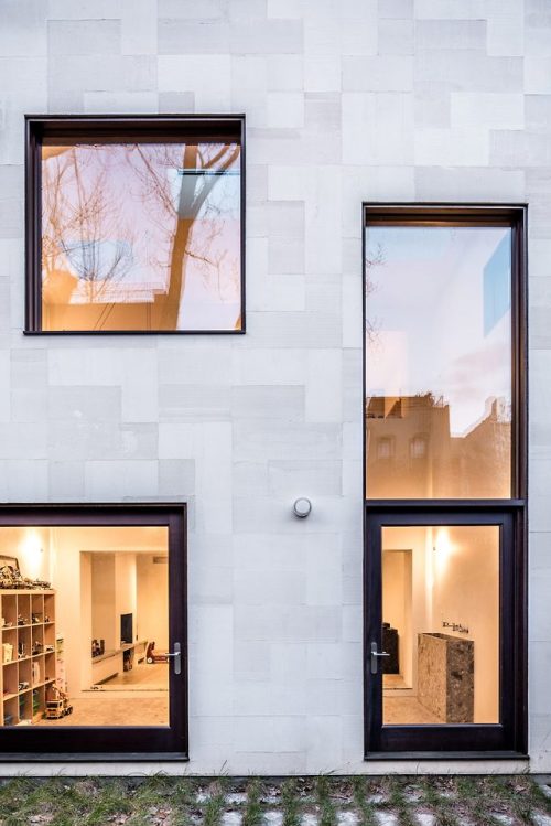 architorturedsouls - The Extended Townhouse / VonDalwig...