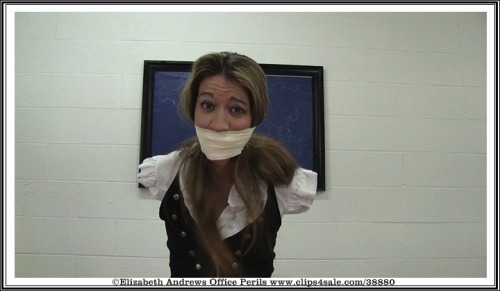 elizabethandrews:  Constance gets a wide microfoam gag with 1inch microfoam wrapped over top. www.clips4sale.com/38880/8908289 - Constance : Tight Elbow Orientation